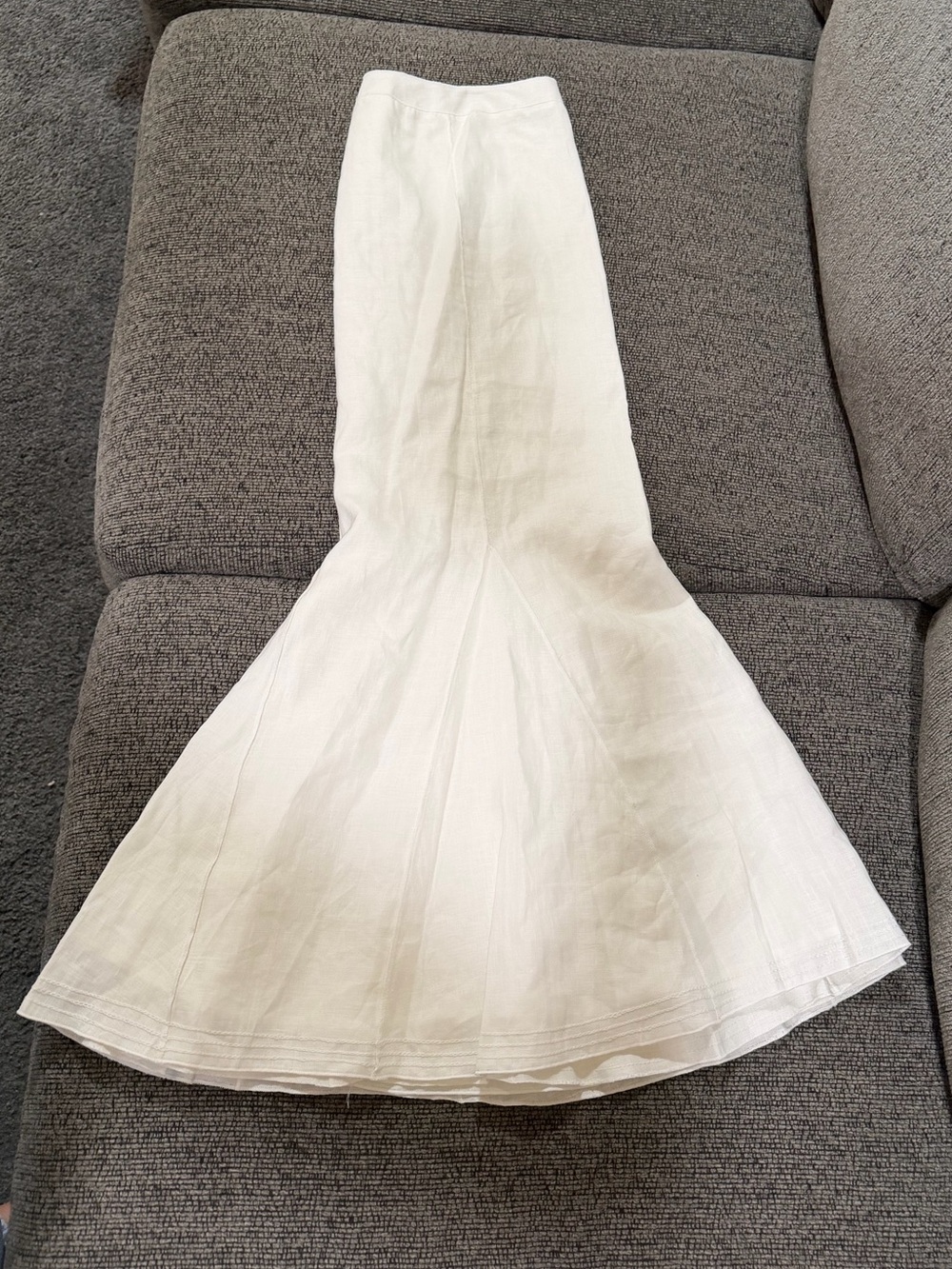 Harold's White Linen Mermaid Maxi Skirt